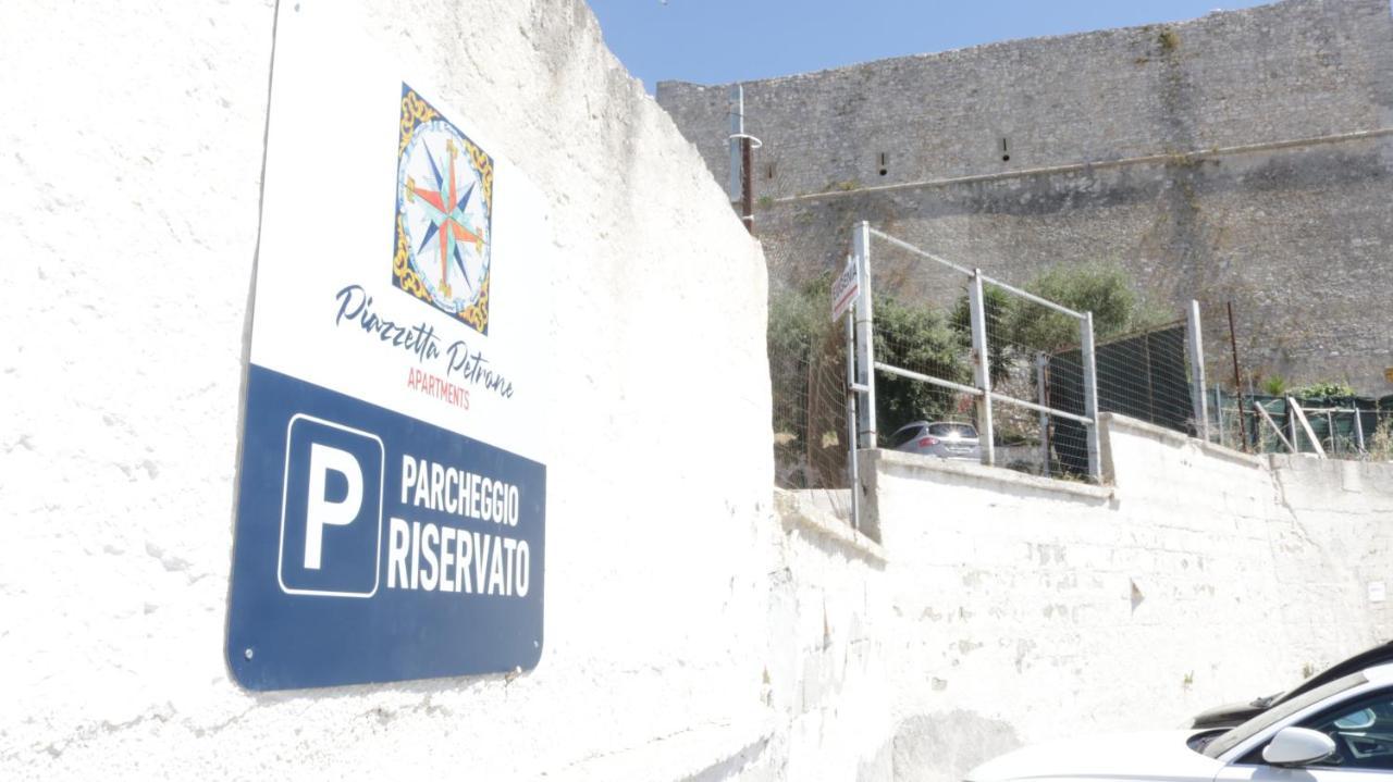 ויאסטה Piazzetta Petrone Apartments + Parking מראה חיצוני תמונה