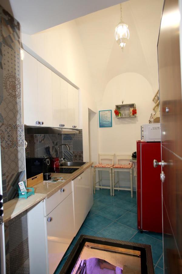 ויאסטה Piazzetta Petrone Apartments + Parking מראה חיצוני תמונה