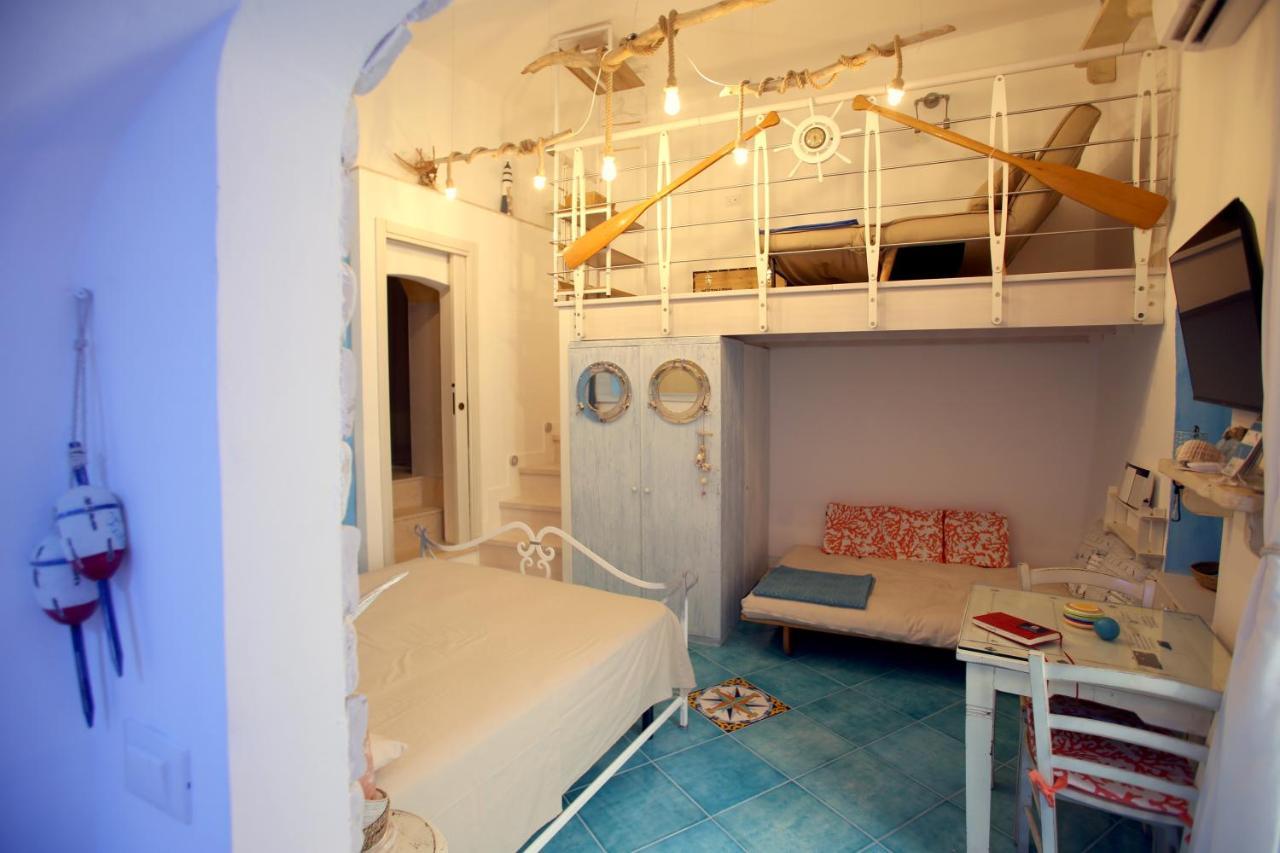 ויאסטה Piazzetta Petrone Apartments + Parking מראה חיצוני תמונה
