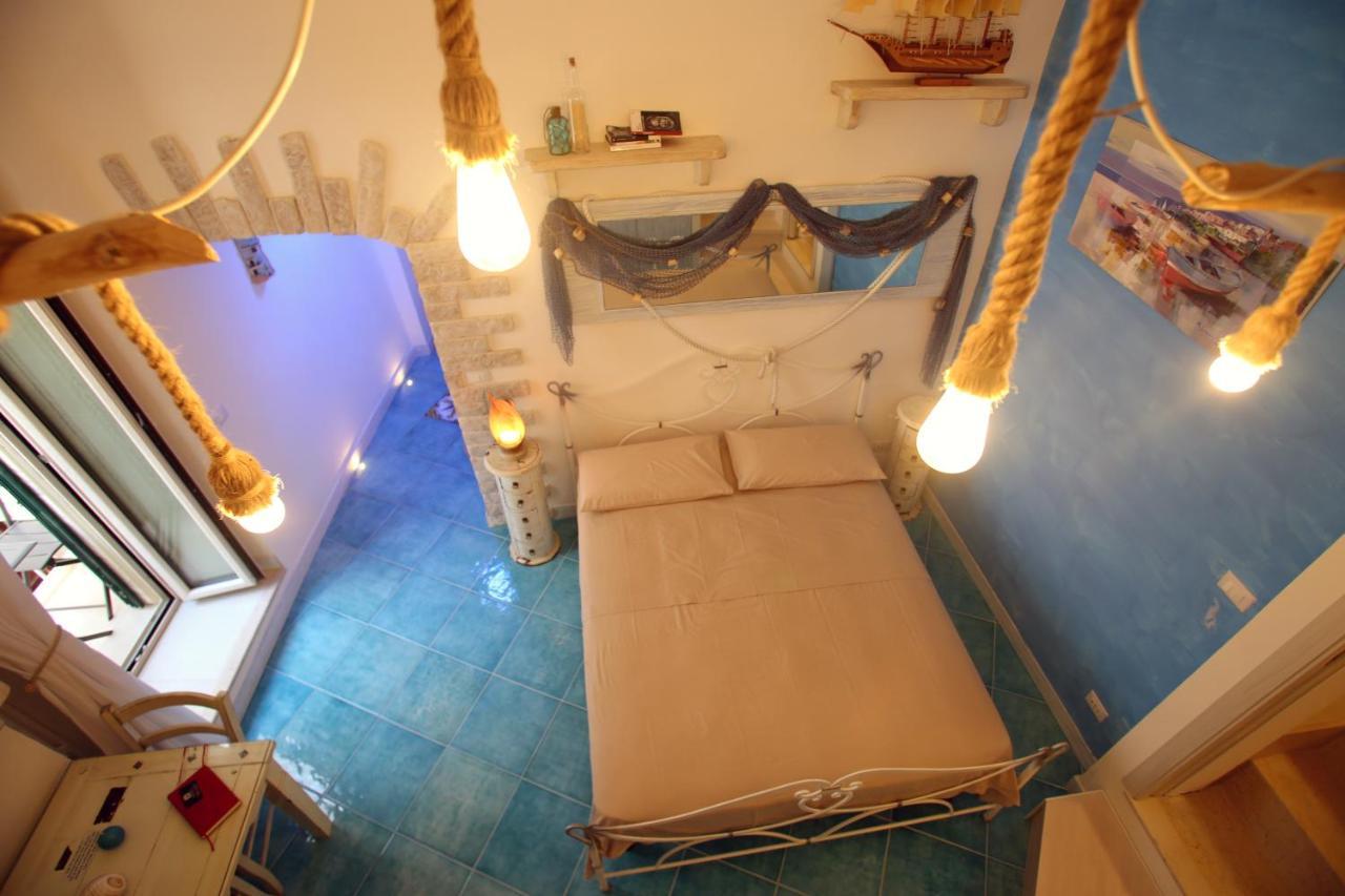 ויאסטה Piazzetta Petrone Apartments + Parking מראה חיצוני תמונה